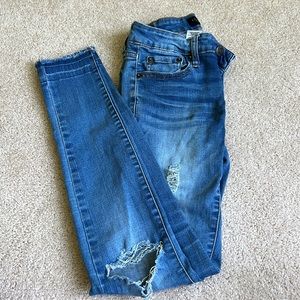 Aeropostale Medium Wash Ripped Jegging